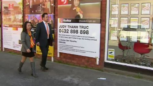 Fire sale for under fire Melbourne real estate agent