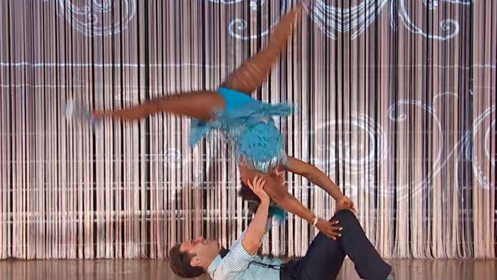 Simone Biles nails 1920s Charleston routine on Dancing With the Stars