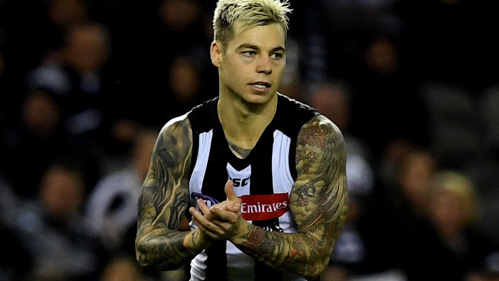 Collingwood Magpies forward Jamie Elliott arrested and fined for public urination after drunken night out
