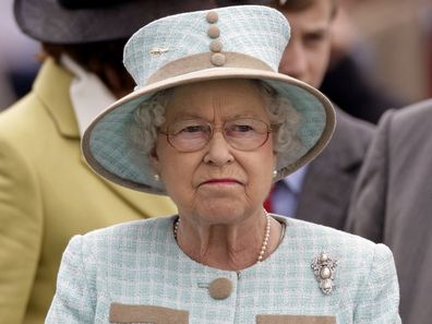 queen elizabeth frown