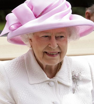 Queen Elizabeth II: Williamson diamond brooch
