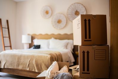moving in with girlfriend