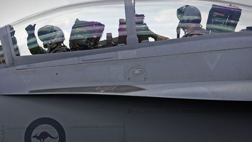 UPDATE: Australian special forces prepared as Super Hornets hit ISIL targets