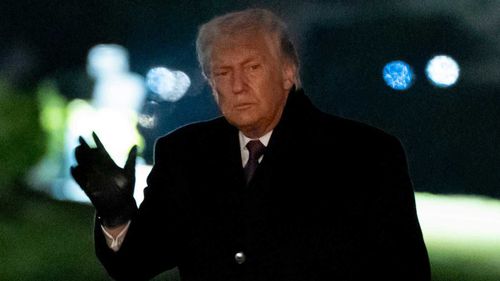 Dünya liderleri, Donald Trump'ın Afganistan ile ilgili yorumları nedeniyle özür talep ediyor.