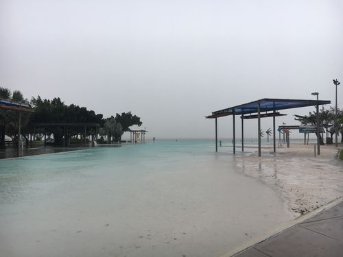 The water has risen to a high level at the Cairns Esplanade Lagoon. (9NEWS)