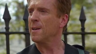 Billions Damian Lewis busking in London