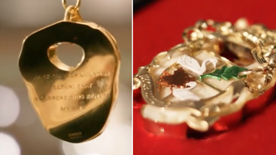 Elton John kneecap jewellery
