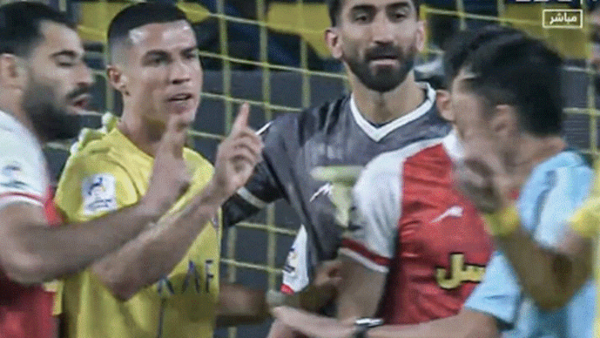 Ronaldo rejects penalty he's awarded in Asian Champions League