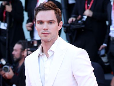  Nicholas Hoult attends the "Bones And All" red carpet at the 79th Venice International Film Festival on September 02, 2022 in Venice, Italy. (Photo by Vittorio Zunino Celotto/Getty Images)