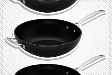 9PR: Le Creuset Toughened Non-Stick Stir-Fry Pan, 30cm, Black