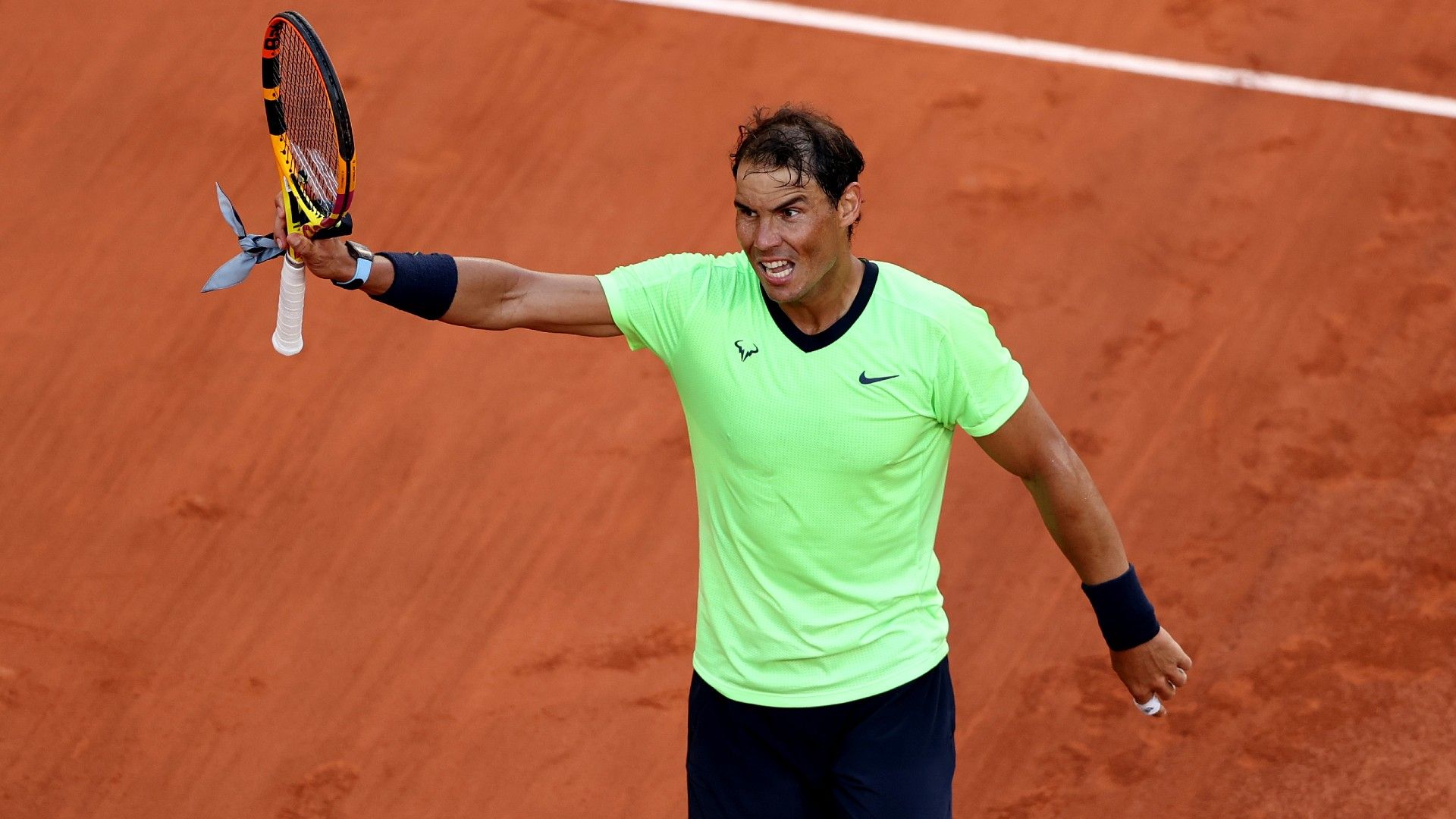 Rafael Nadal into final eight at Roland Garros, takes aim at tournament organisers of use of daytime lights