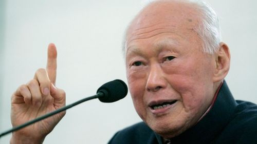 Founding Prime Minister of Singapore Lee Kuan Yew dies at the age of 91