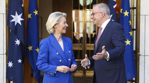 La presidente della Commissione europea Ursula von der Leyen incontra il primo ministro Anthony Albanese al Parlamento di Canberra martedì 24 marzo 2026.