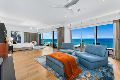 Penthouse in Broadbeach, Queensland, with balcony that can accommodate for 50 people sells for $7.3 million.