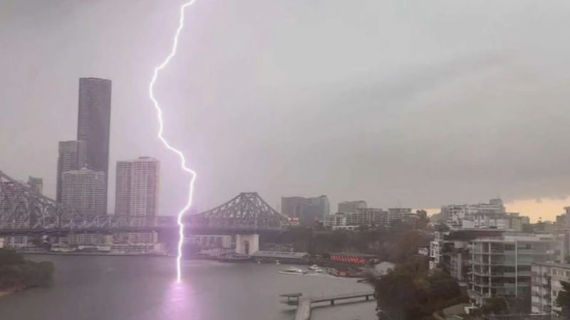 Chaos in Queensland after supercell storm sweeps across state | Nine.com.au
