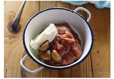 Stewed rhubarb and apple with roasted chestnuts