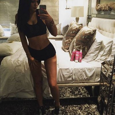 Reality star and beauty mogul Kylie Jenner showing off her fake tan fail on Instagrm