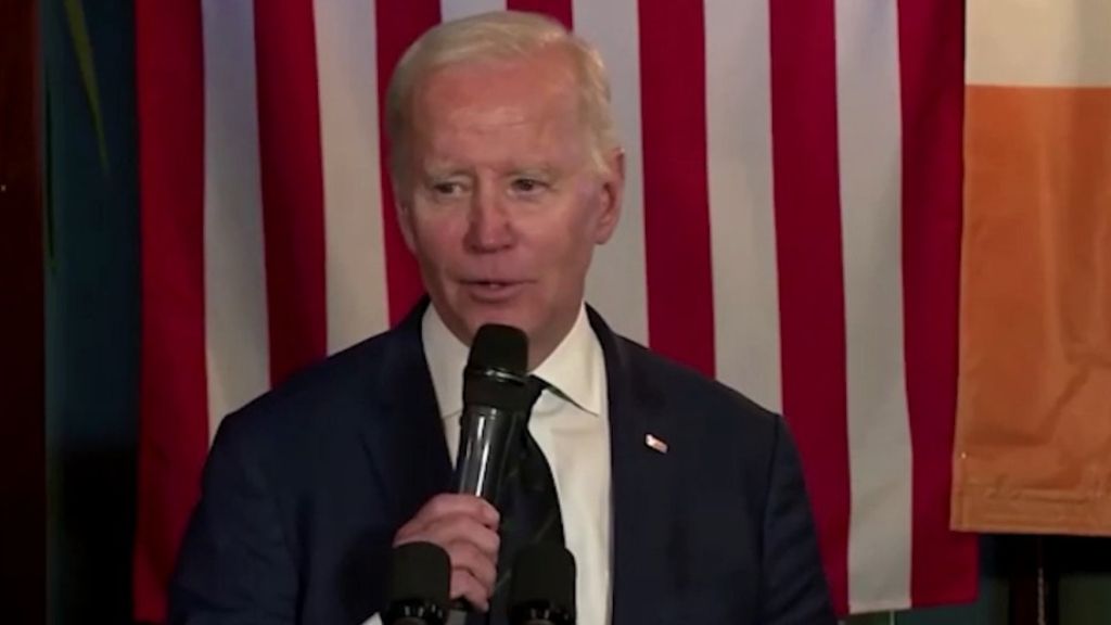 Joe Biden appears to confuse All Blacks with Black and Tans in speech in Irish pub