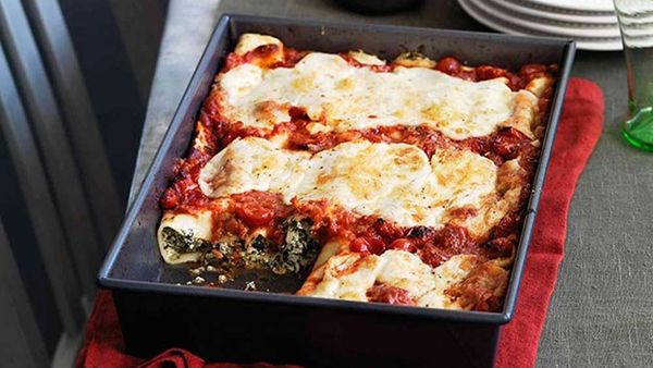 Bitter greens and ricotta cannelloni
