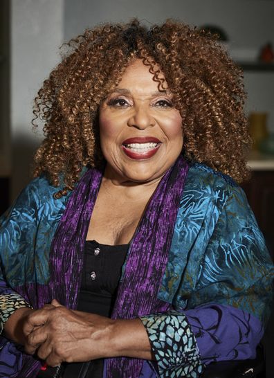 Roberta Flack has announced that the legendary singer has ALS, commonly known as Lou Gehrigs disease, and can no longer sing.