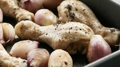 Recipe:&nbsp;<a href="http://kitchen.nine.com.au/2016/05/17/21/38/roast-chicken-drumsticks-with-glazed-shallots" target="_top">Roast chicken drumsticks with glazed shallots</a>