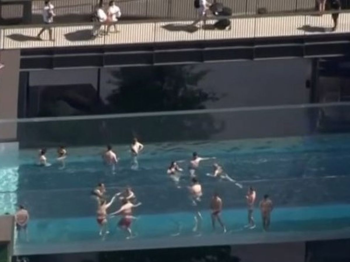 Sky Pool Suspended Between Two London Buildings Causes A Stir 9travel