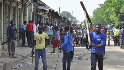 Residents of small Nigerian city told to fight Boko Haram rebels