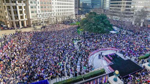 A crowd of 15,000 showed up to see Kamala Harris announce her presidential run in Oakland, California.