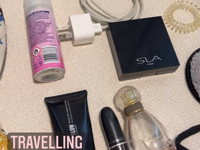 handbag travel hack everything shelly packed