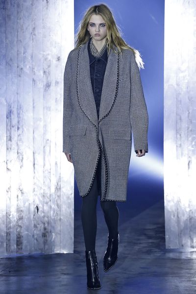 <p>Neutral Gray- the perfect sleek shade of gray, to give you that extra edge on a cool night.</p>
<p>Alexander Wang, A/W 17.</p>