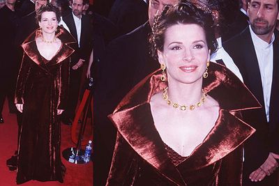<b>Juliette Binoche 1997</b><br/><br/>Who invited Snow White's evil, poorly dressed, stepmother?
