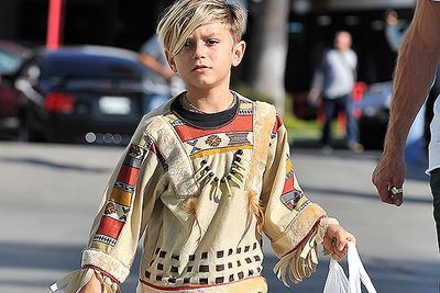 Gwen Stefani and Gavin Rossdale’s firstborn, Kingston, heads out to a Halloween carnival in a native American Indian costume.