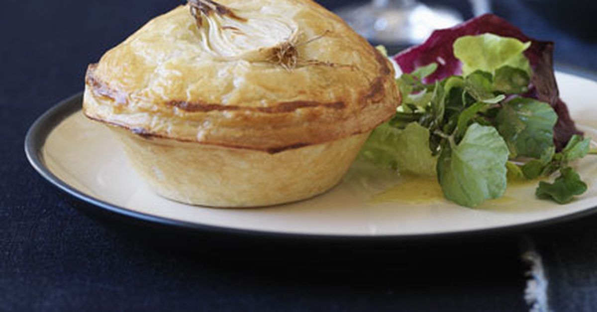 Chicken and leek pies - 9Kitchen