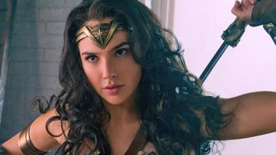 The Super Wonder Woman Makeup Transformation 9style