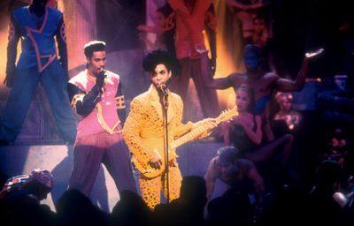 1991: Prince's bare bottom
