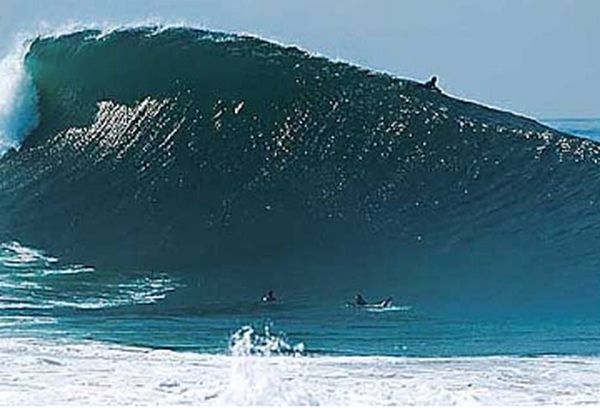 Deadly Surf