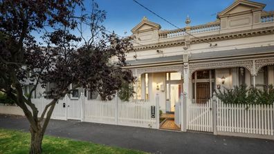 Melbourne auctions real estate property report analysis