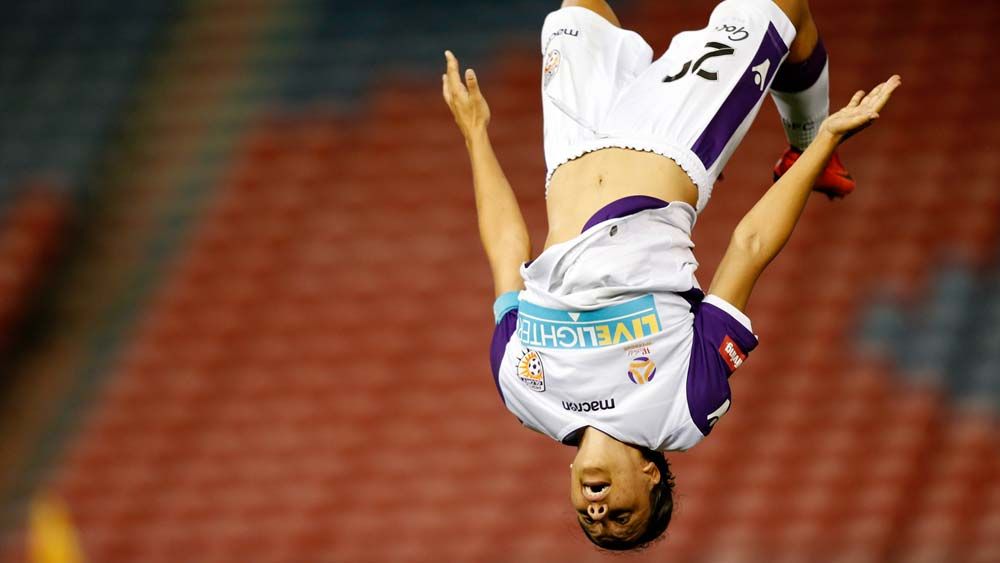 Sam Kerr scores hat-trick in Perth Glory's W-League draw with Newcastle
