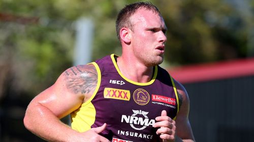 Former NRL prodigy Matt Lodge has signed for the Brisbane Broncos on a $100,000-a-year deal after missing two seasons. 