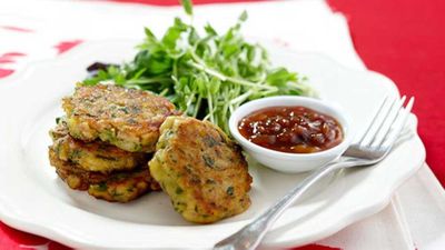 Recipe:&nbsp;<a href="http://kitchen.nine.com.au/2016/05/17/12/13/corn-and-bacon-fritters" target="_top">Corn and bacon fritters</a>