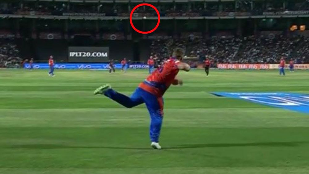 Australian cricketer Aaron Finch's amazing run out for Gujarat Lions in IPL