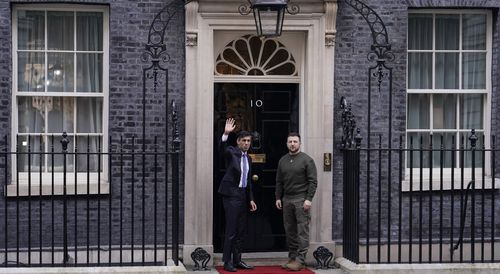 Britain's Prime Minister Rishi Sunak, left, welcomes Ukraine's President Volodymyr Zelenskyy at Downing Street in London, 