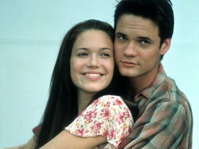 Mandy Moore and Shane West in a scene from the film 'A Walk To Remember', 2002. 