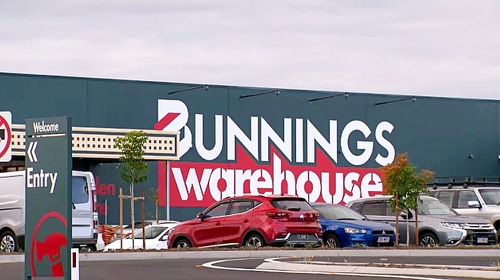 A once in a lifetime opportunity has gone under the hammer today with a Bunnings Warehouse in Queensland fetching an eye-watering multi-million dollar final price. 