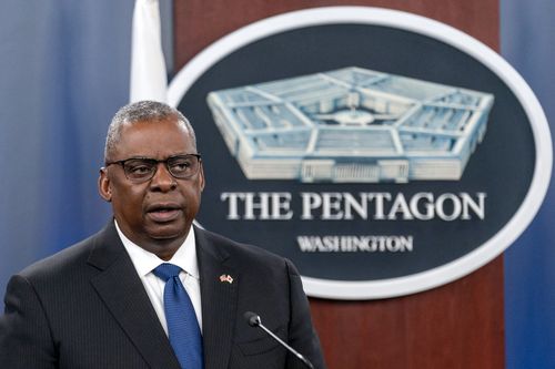 Le secrétaire à la Défense Lloyd Austin prend la parole lors d'une conférence de presse au Pentagone, le 3 novembre 2022, à Washington. 