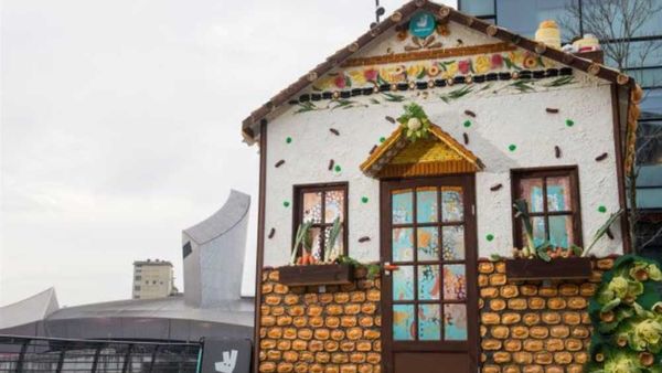 House made of food