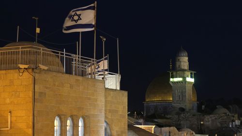 Bid to quieten Muslim call to prayer amplifies Israel tensions
