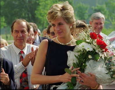 Kate Middleton pays tribute to Princess Diana in Chelsea Flower Show garden