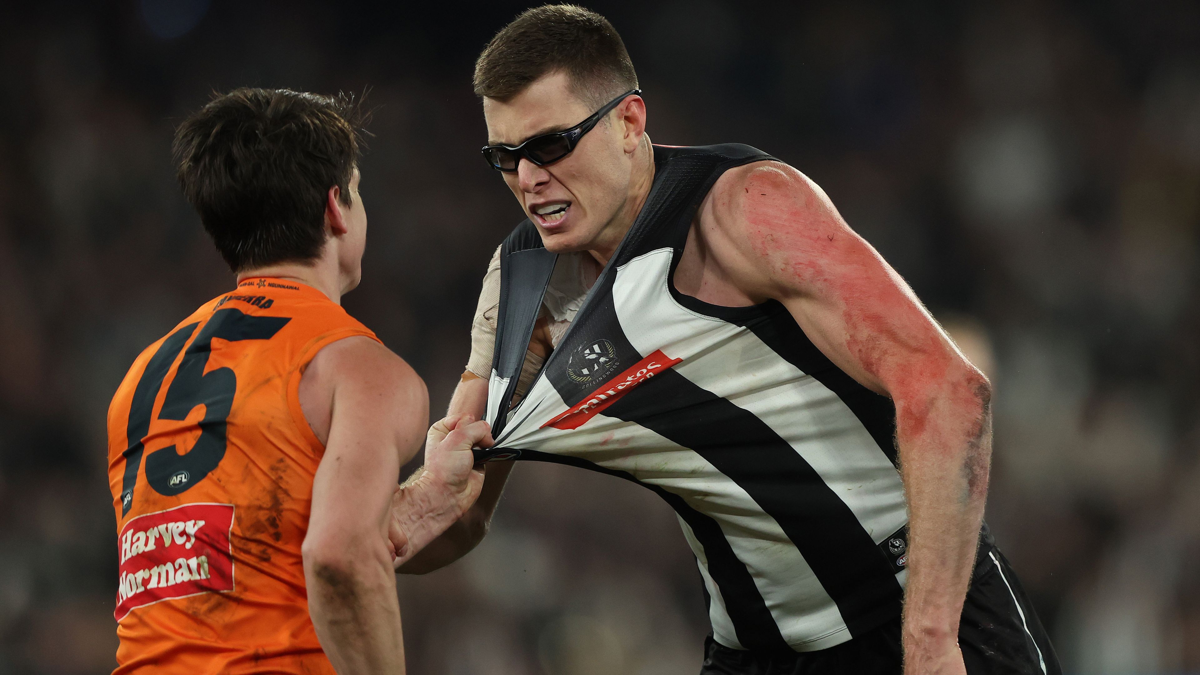 Giants boss takes aim at Magpies ruck Mason Cox for 'D-grade comedy at best'