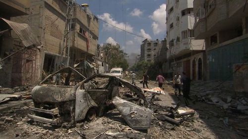 'Scene of absolute death and chaos': touring the aftermath of an Israeli bombardment in eastern Gaza